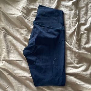 Lululemon Wunder Train High Rise 25” (size 4)